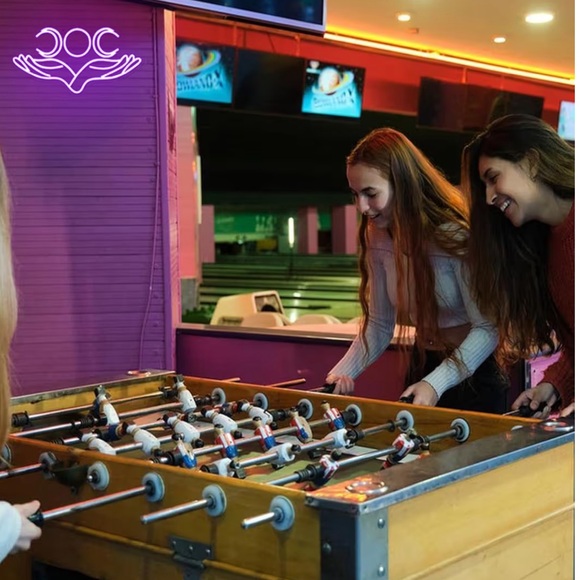 Purple Triple Moon Hands LED Neon Wall Sign Aesthetic Room Decor - Picture 6 of 7